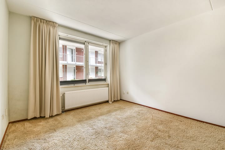 Photo 16 of B.G.J. Berntzenstraat 13