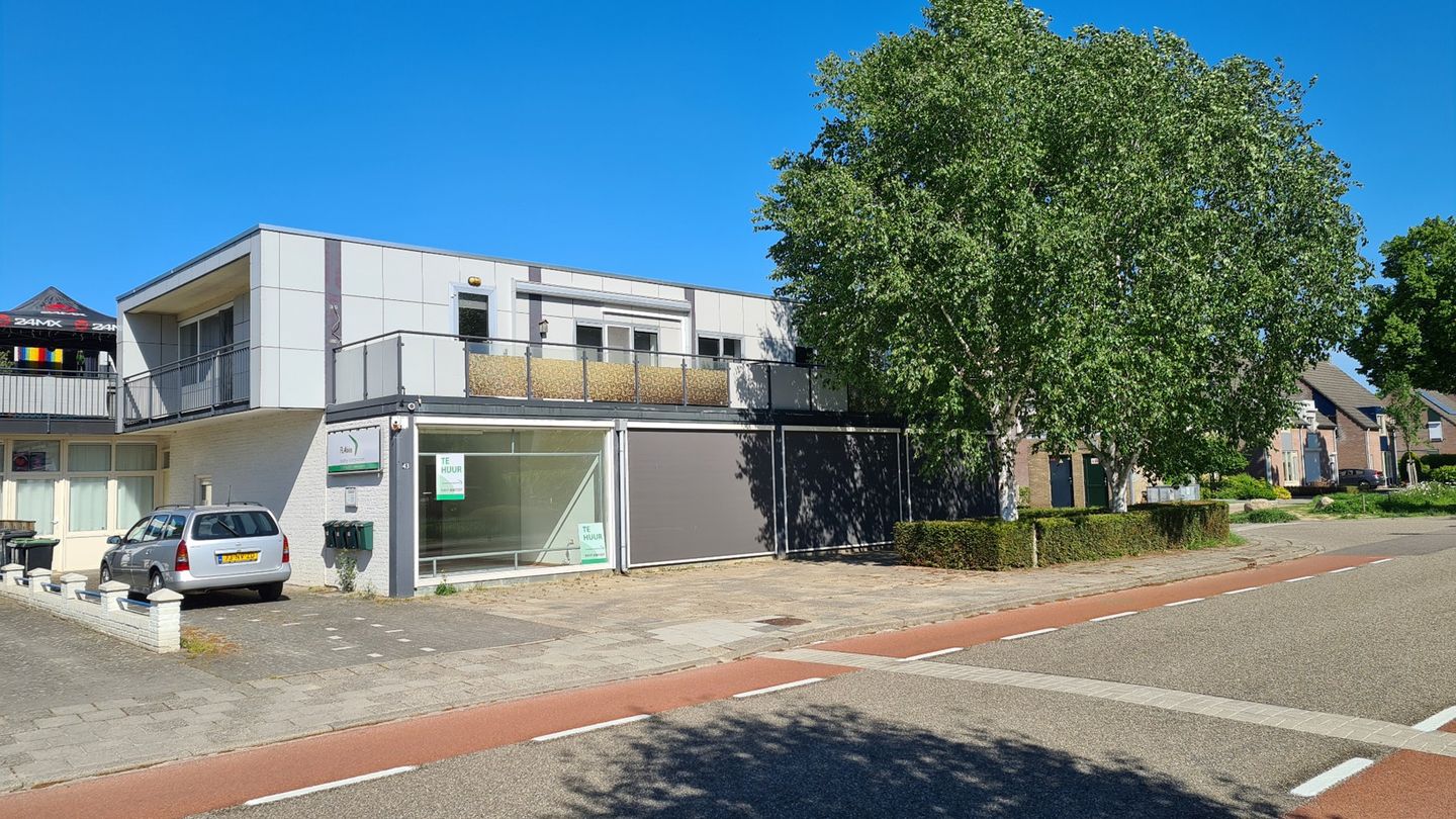 View photo 2 of Lottumseweg 43