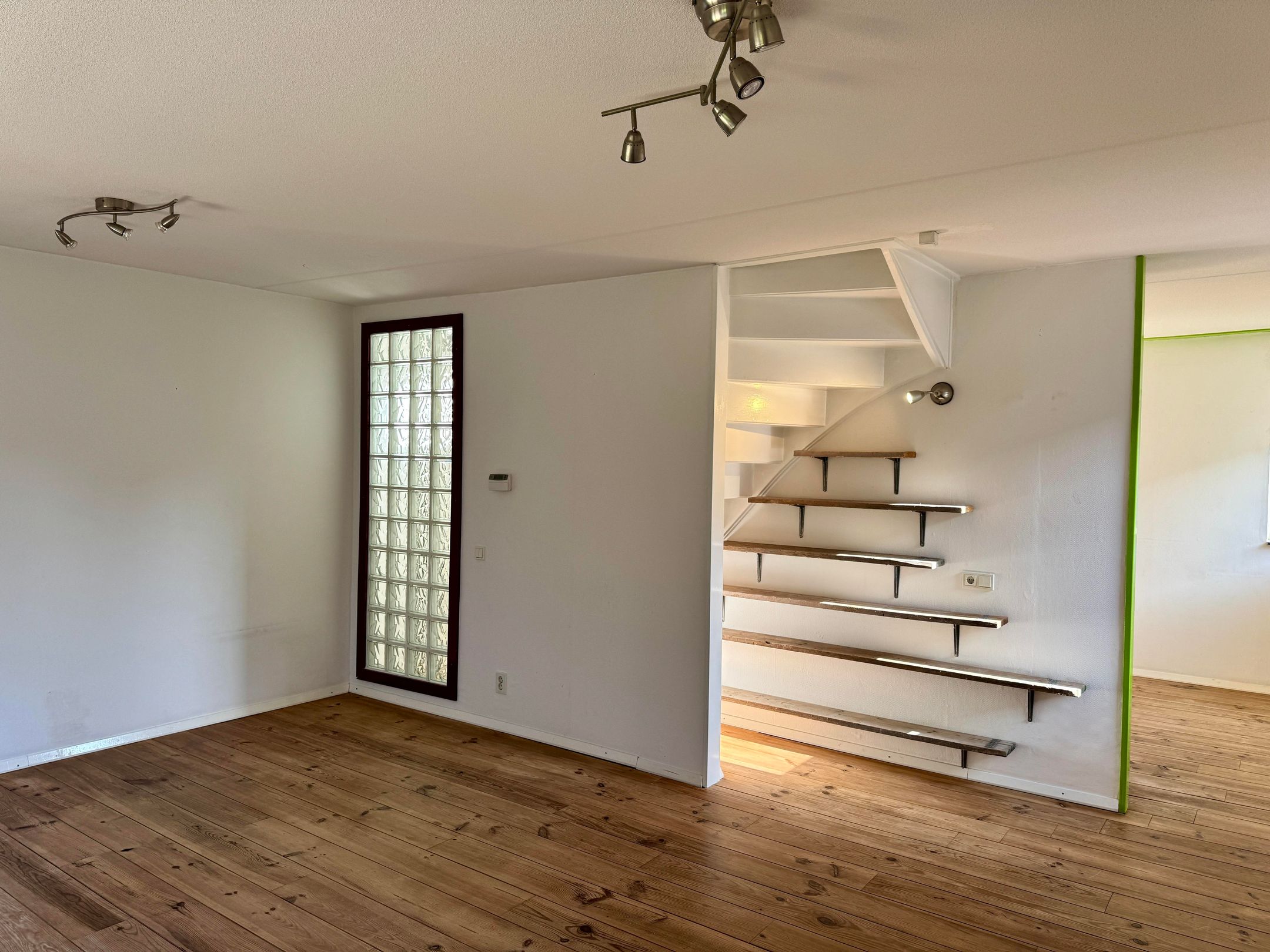 Foto 6 van Mantelmeeuwhof 17