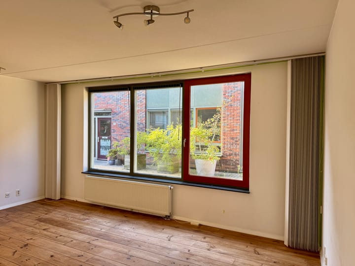 Photo 3 of Mantelmeeuwhof 17