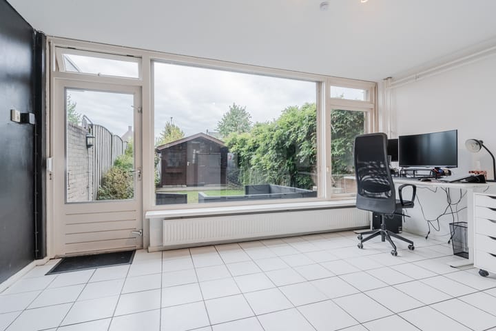 Foto 8 van Leliestraat 96