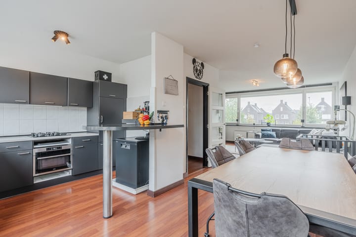 Foto 16 van Leliestraat 96