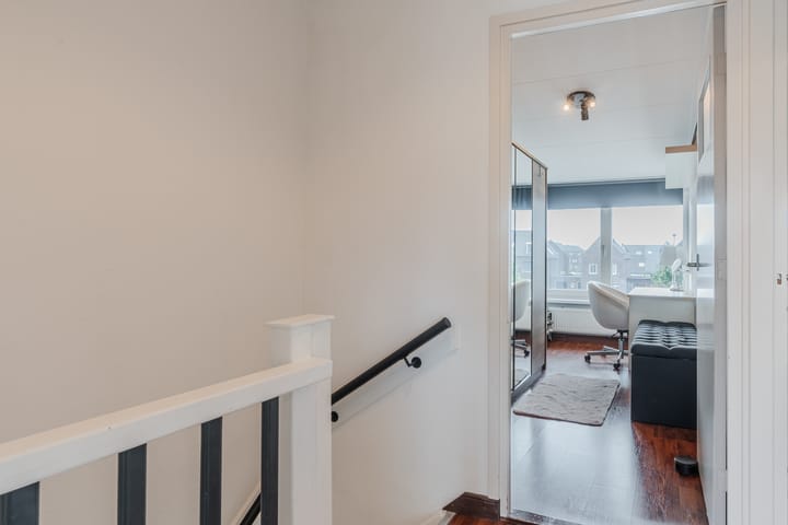 Foto 28 van Leliestraat 96