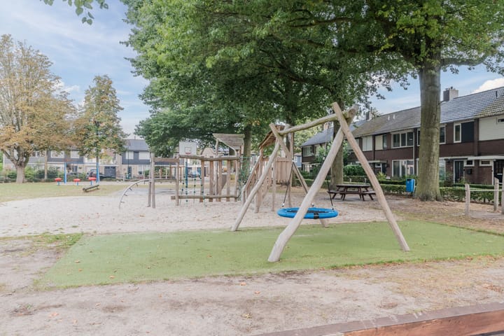 Foto 34 van Leliestraat 96