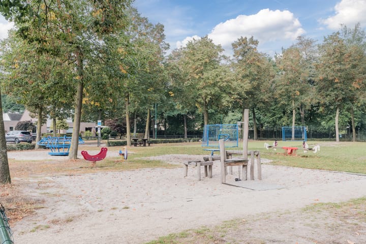 Foto 35 van Leliestraat 96