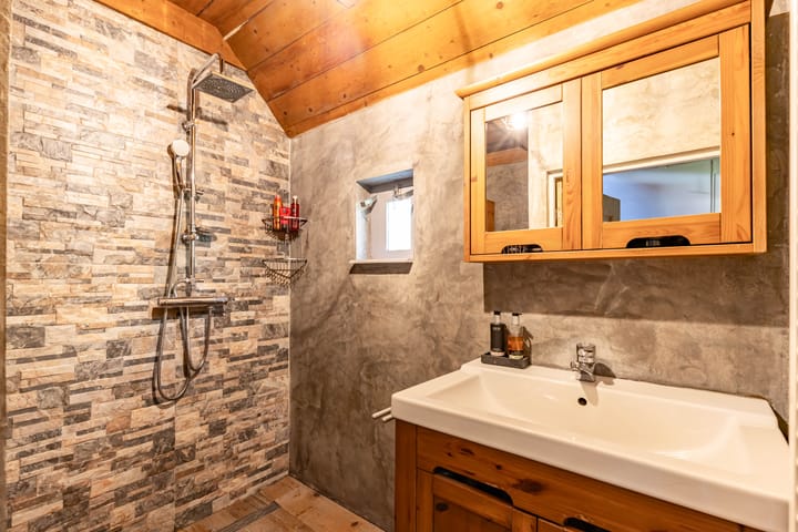 Foto 42 van Halbe Wiersemaweg 6