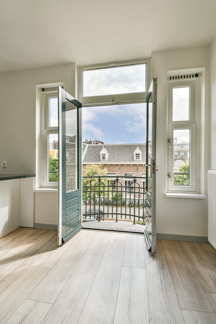 Foto 8 van C.P.Tielestraat 9-A