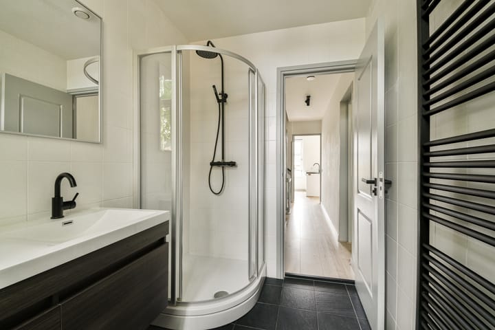 Foto 13 van C.P.Tielestraat 9-A