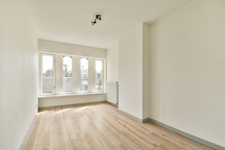 Foto 22 van C.P.Tielestraat 9-A