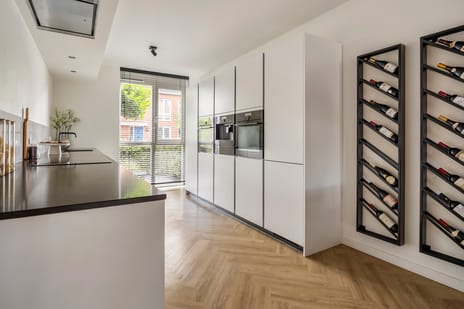 Sergeant 4 secondary image