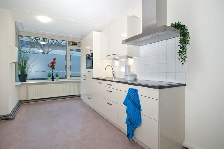 Photo 4 of Rademakerstraat 63