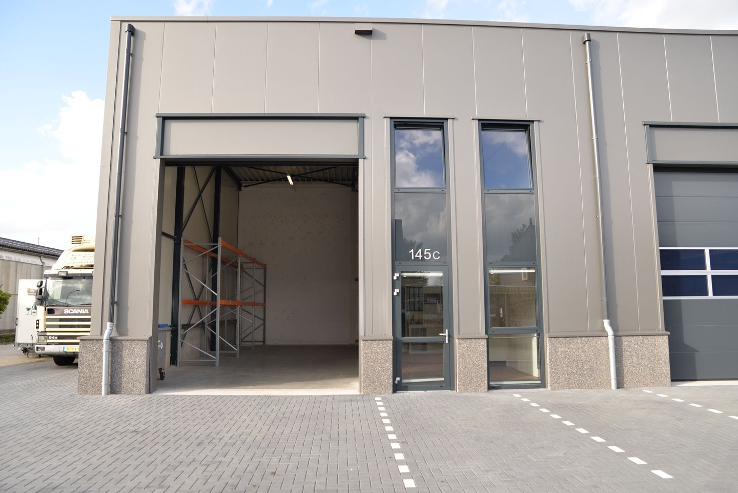 Bekijk foto 1 van Heeswijk 145-A