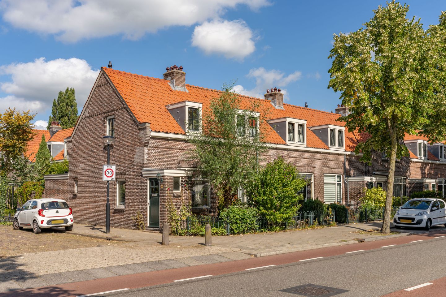 Foto 5 van De Lessepsstraat 64