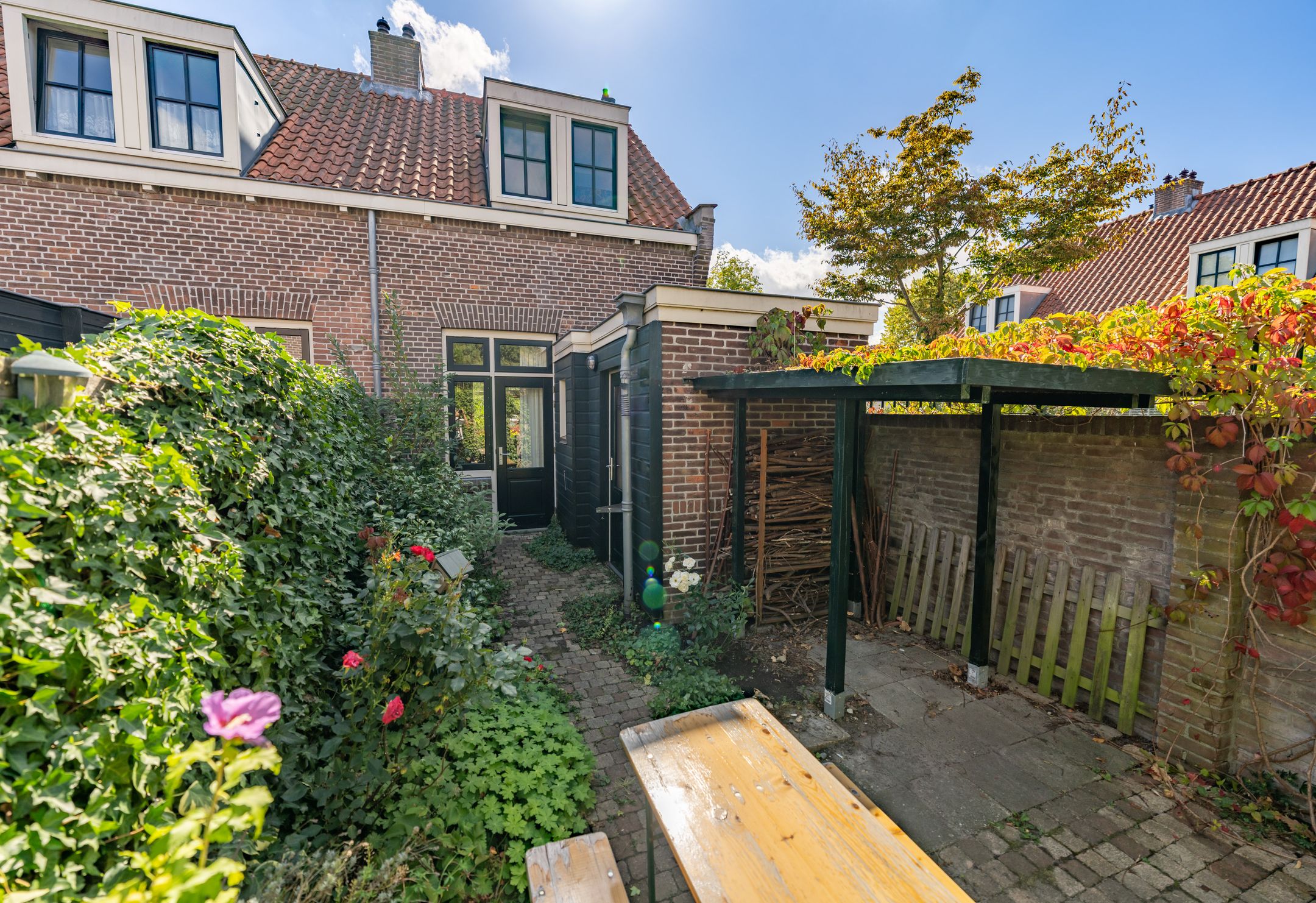 Foto 27 van De Lessepsstraat 64