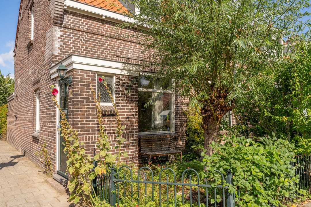 Foto 32 van De Lessepsstraat 64