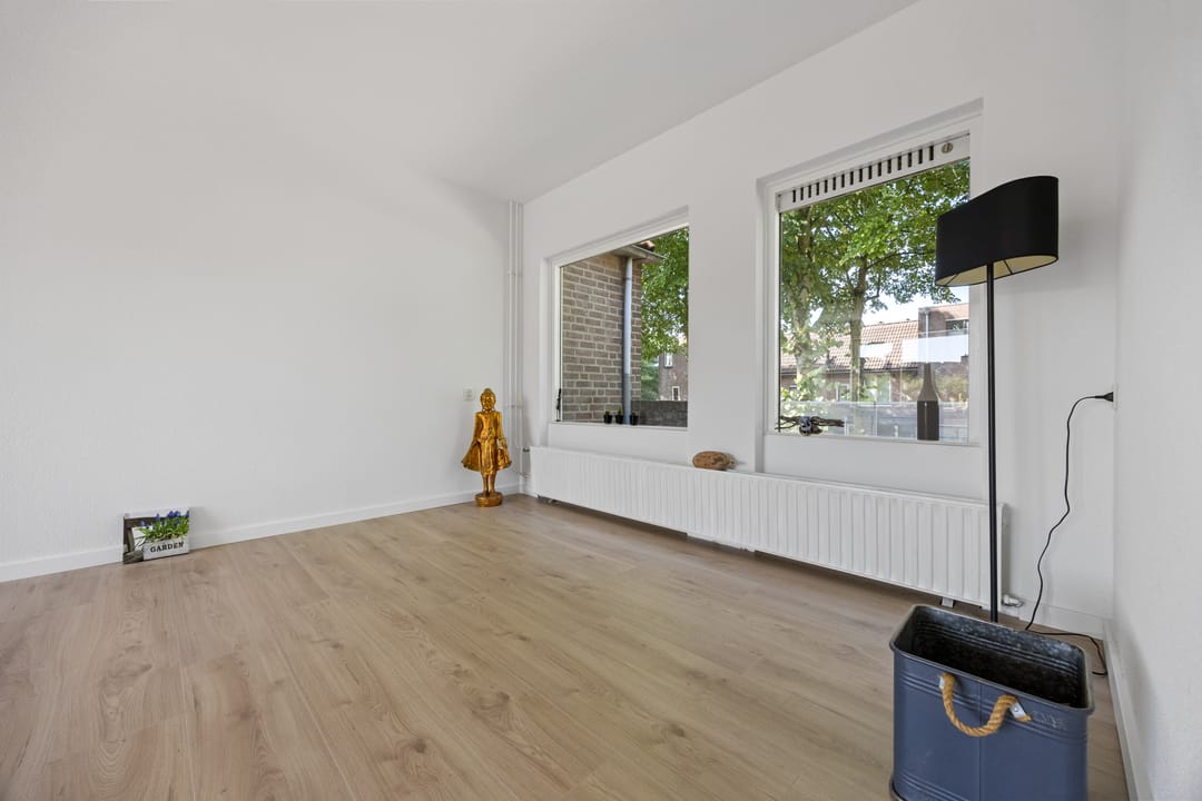 Foto 8 van Nettenknoper 33