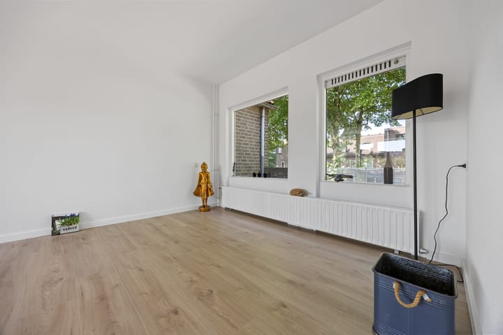 Foto 8 van Nettenknoper 33