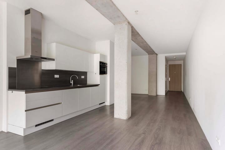 Foto 13 van Van Vollenhovenstraat 3-310