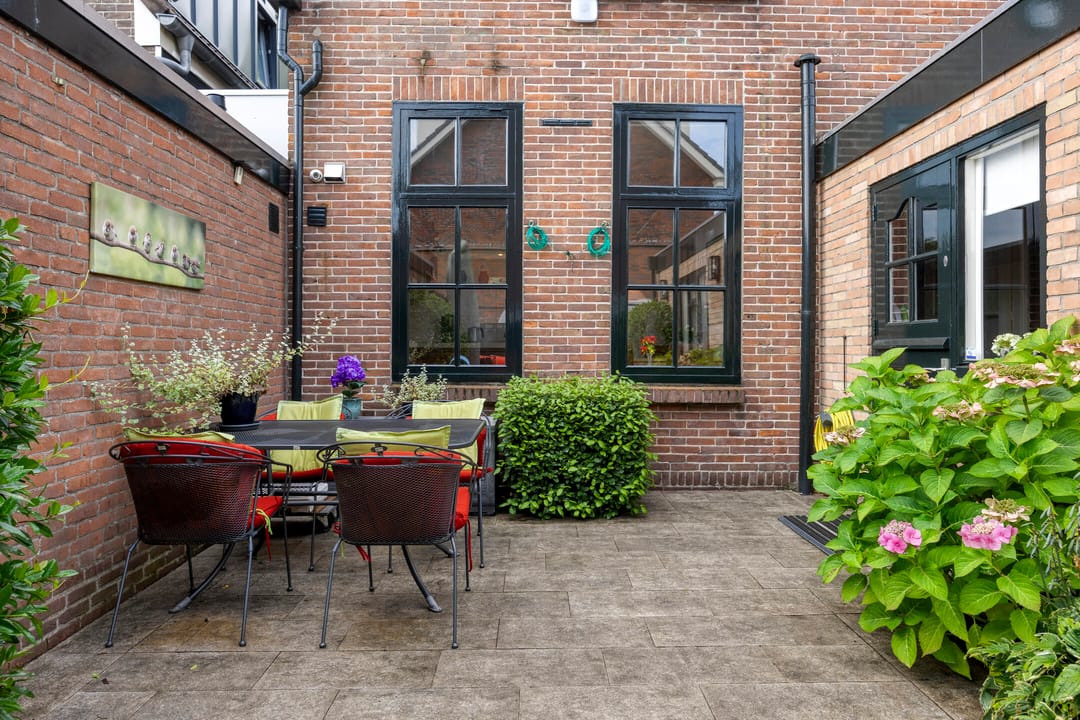 Photo 23 of Zuiderweg 82