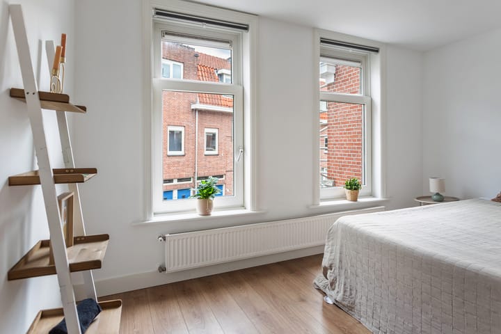 Foto 18 van Oudwijkerveldstraat 12-1