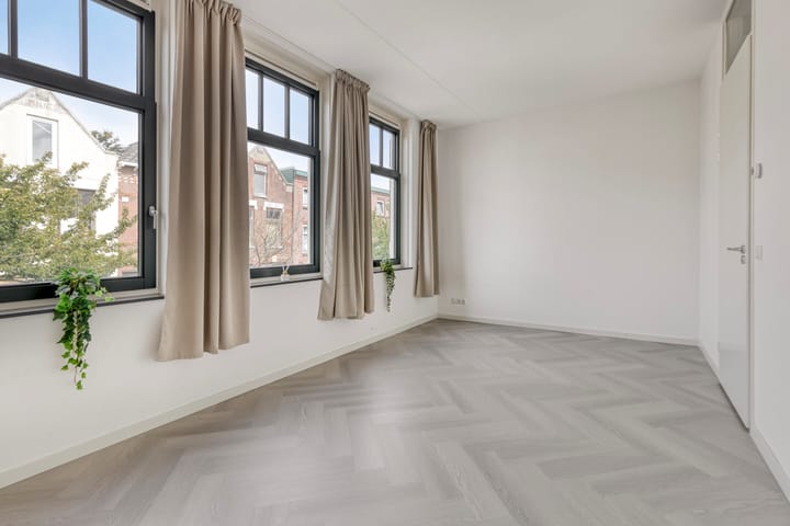 Foto 25 van 2e Carnissestraat 20