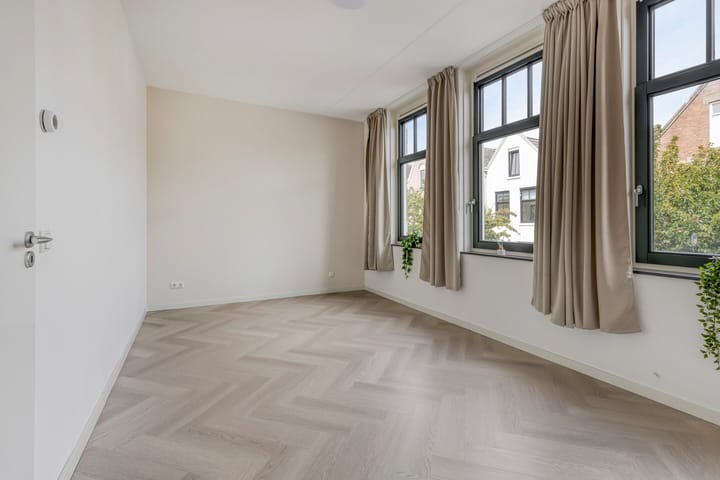 Foto 26 van 2e Carnissestraat 20