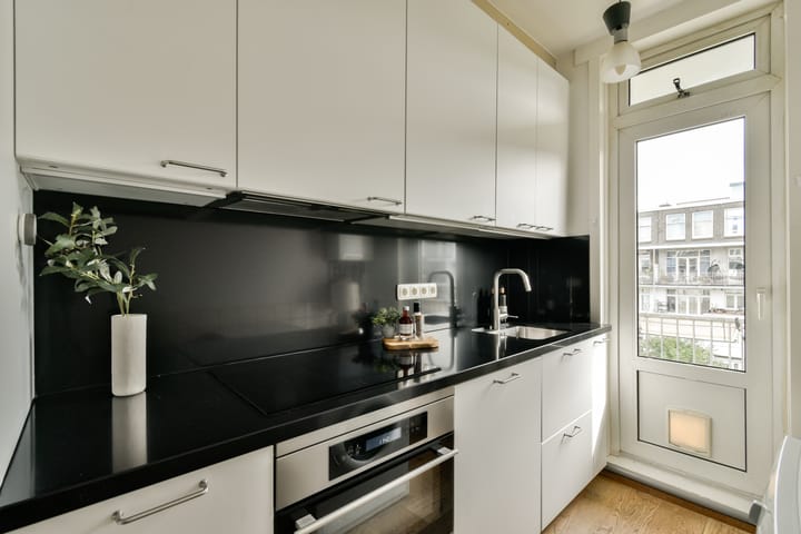 Foto 3 van Bilderdijkstraat 45-2