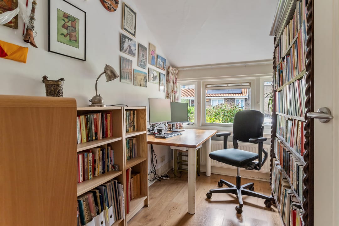 Photo 22 of Merwedestraat 59