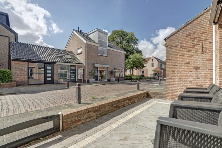 Photo 9 of Tulpenstraat 2-A