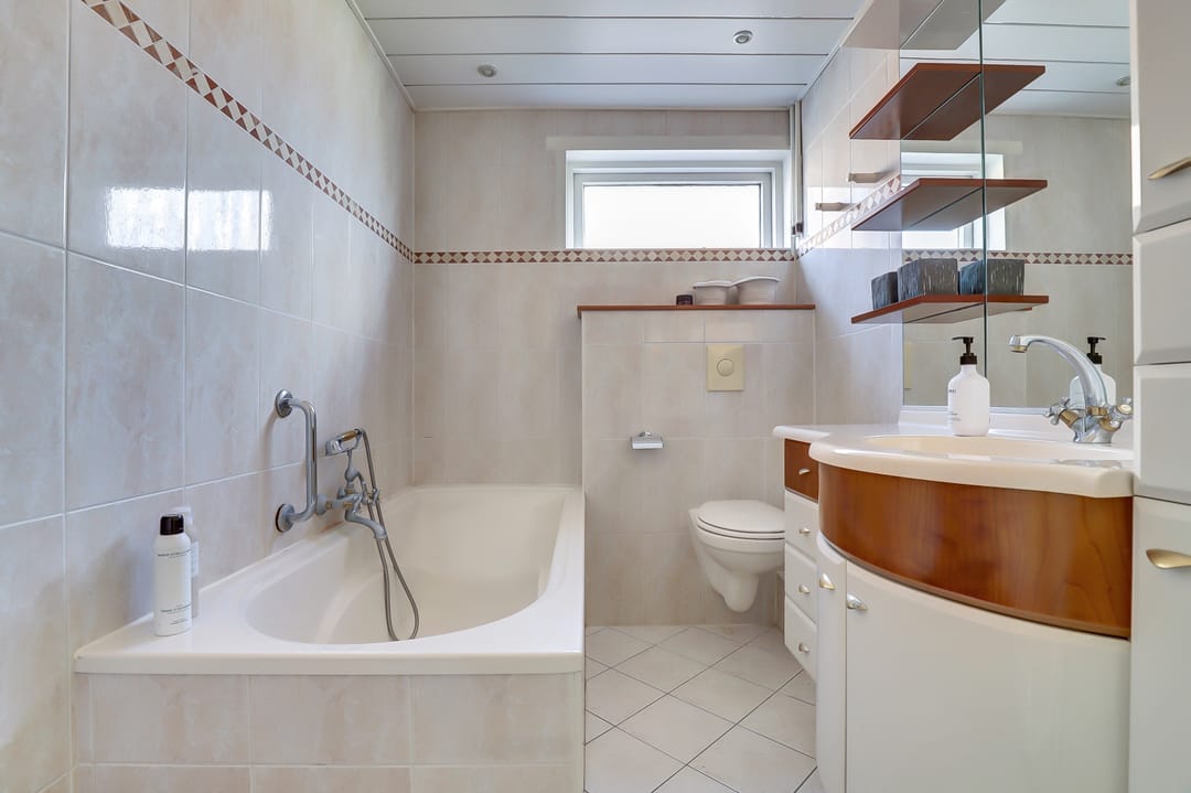 Photo 38 of Tulpenstraat 2-A