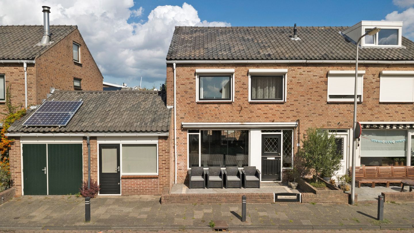 Photo 44 of Tulpenstraat 2-A