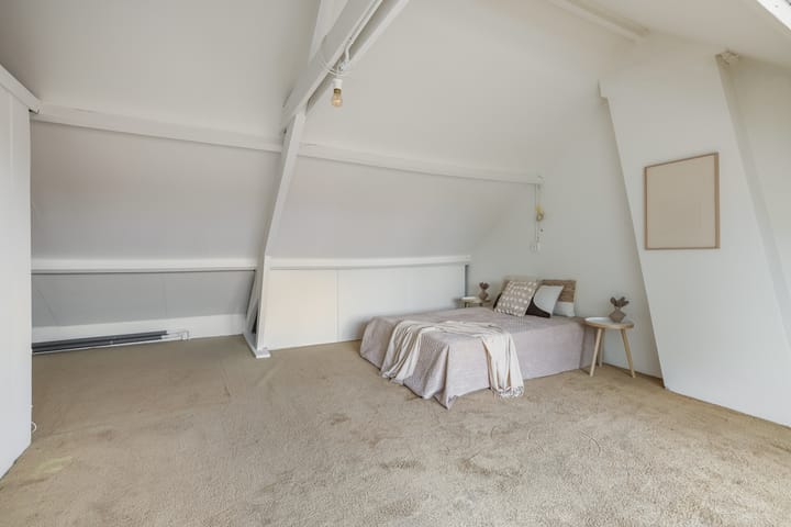 Foto 32 van Detmoldstraat 23