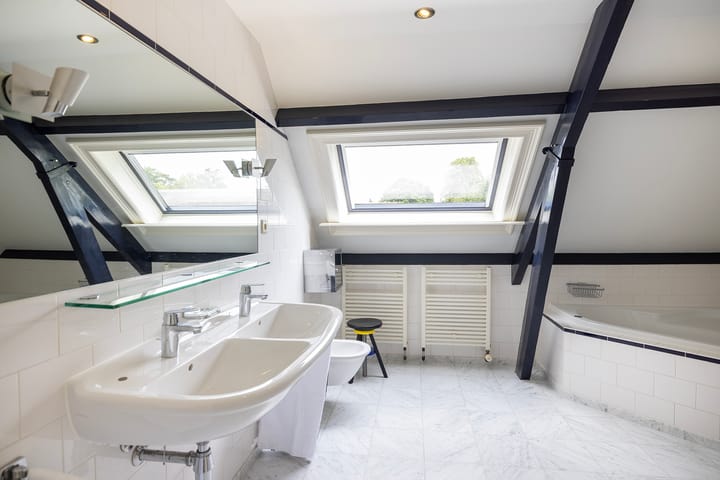 Foto 32 van Nieuw-Loosdrechtsedijk 75