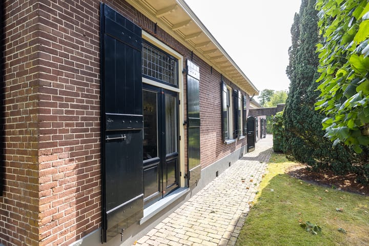 Foto 38 van Nieuw-Loosdrechtsedijk 75