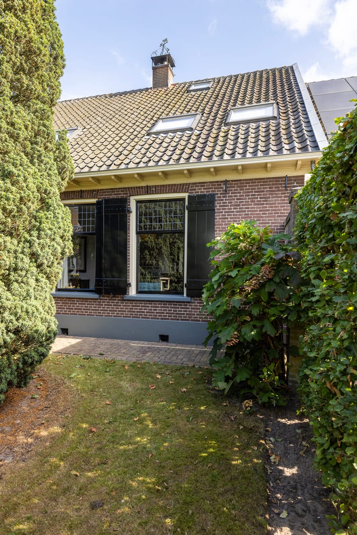 Foto 39 van Nieuw-Loosdrechtsedijk 75