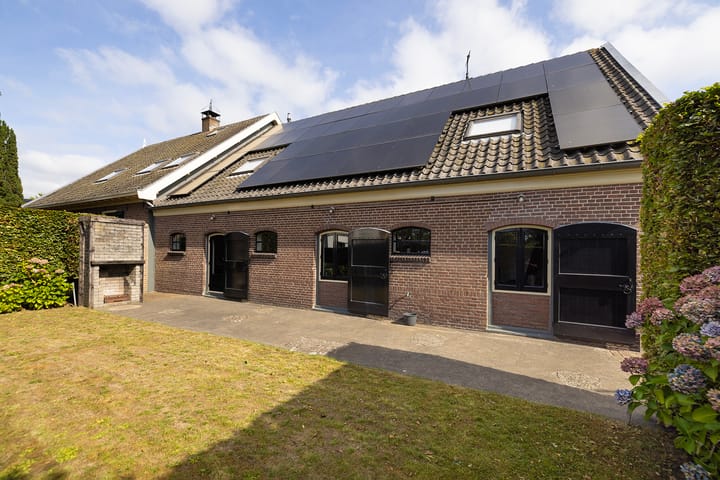 Foto 42 van Nieuw-Loosdrechtsedijk 75