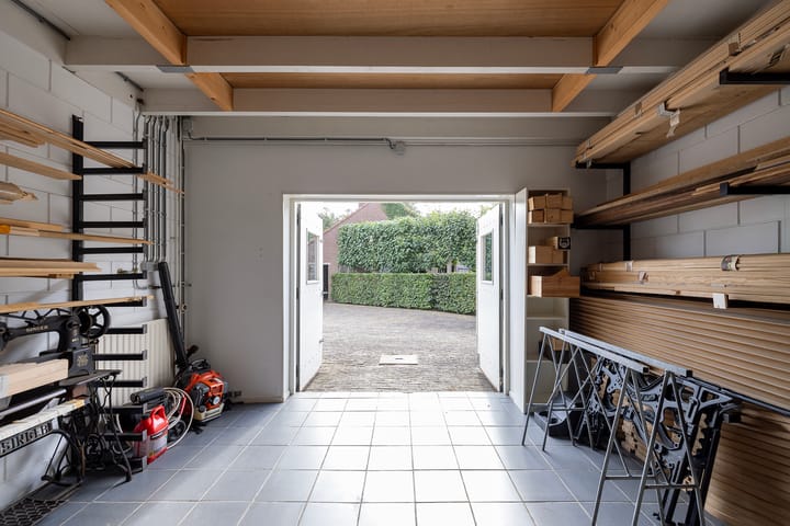 Foto 47 van Nieuw-Loosdrechtsedijk 75