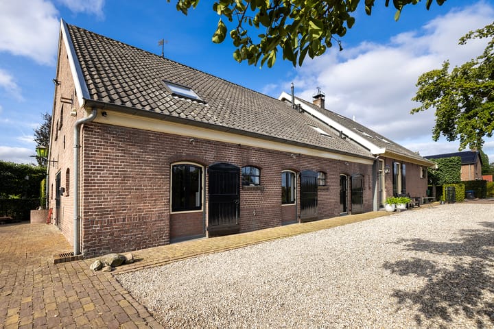 Foto 52 van Nieuw-Loosdrechtsedijk 75