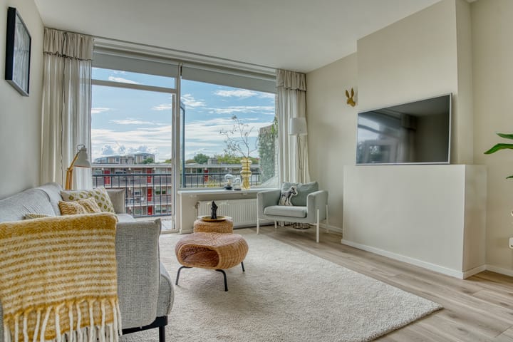 Foto 2 van Dahliastraat 60