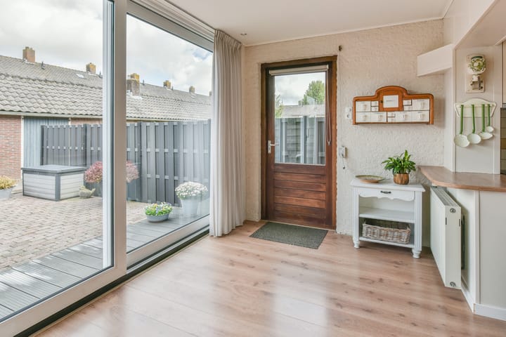 Foto 8 van Johan de Wittlaan 16