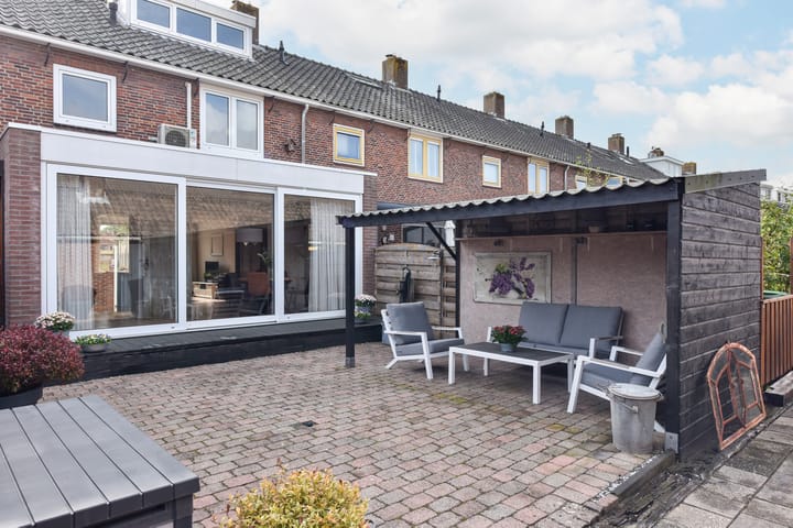 Foto 25 van Johan de Wittlaan 16