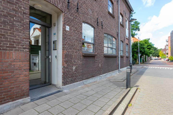 Foto 8 van Vest 14-B