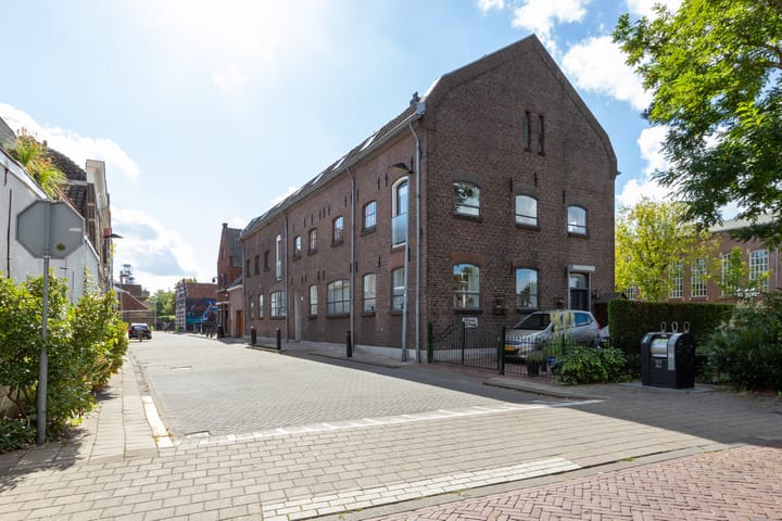 Foto 6 van Vest 14-B