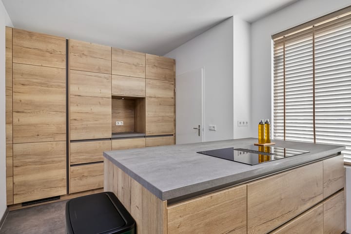 Photo 3 of Van Oosterzeestraat 27