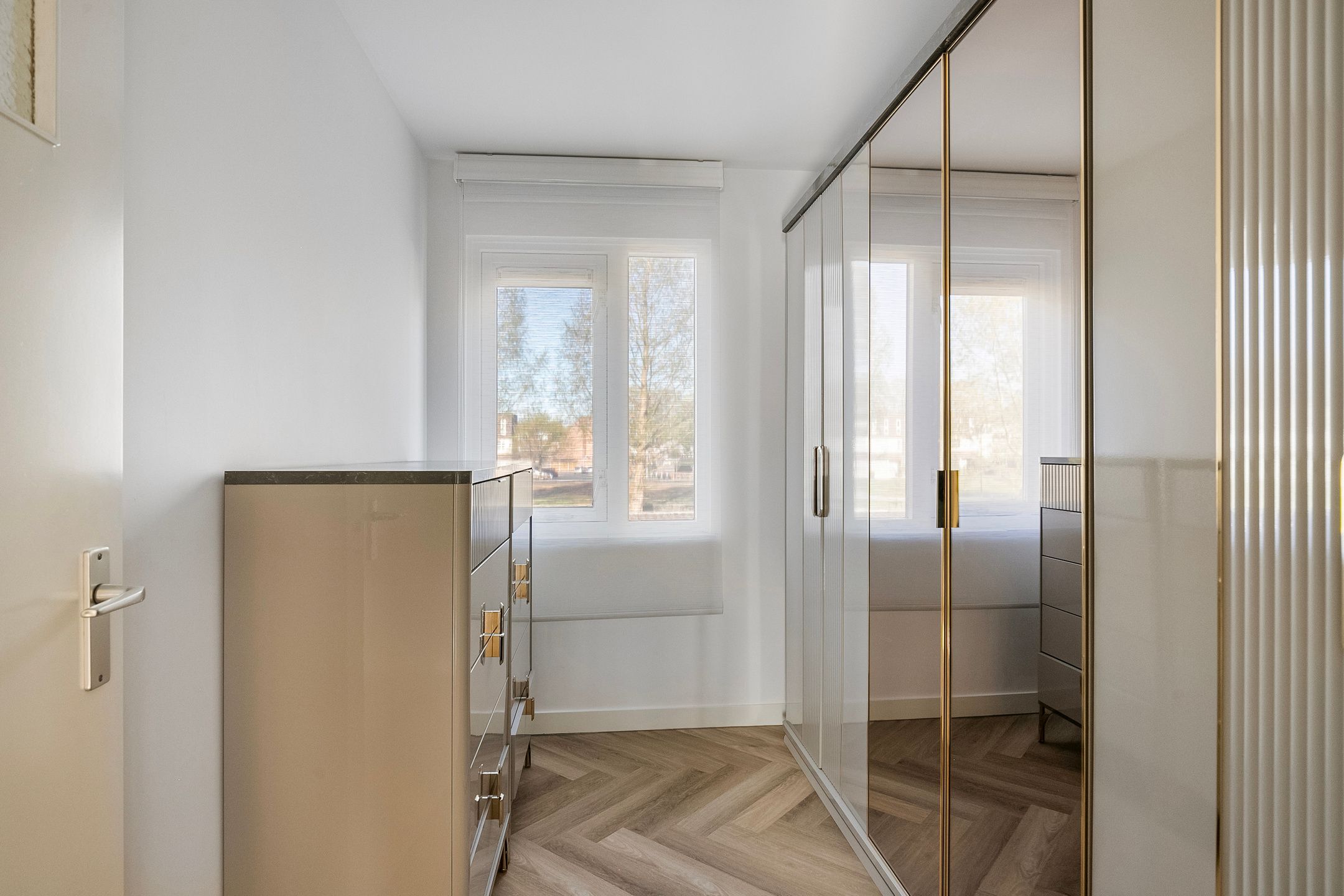 Foto 15 van Van Oosterzeestraat 27