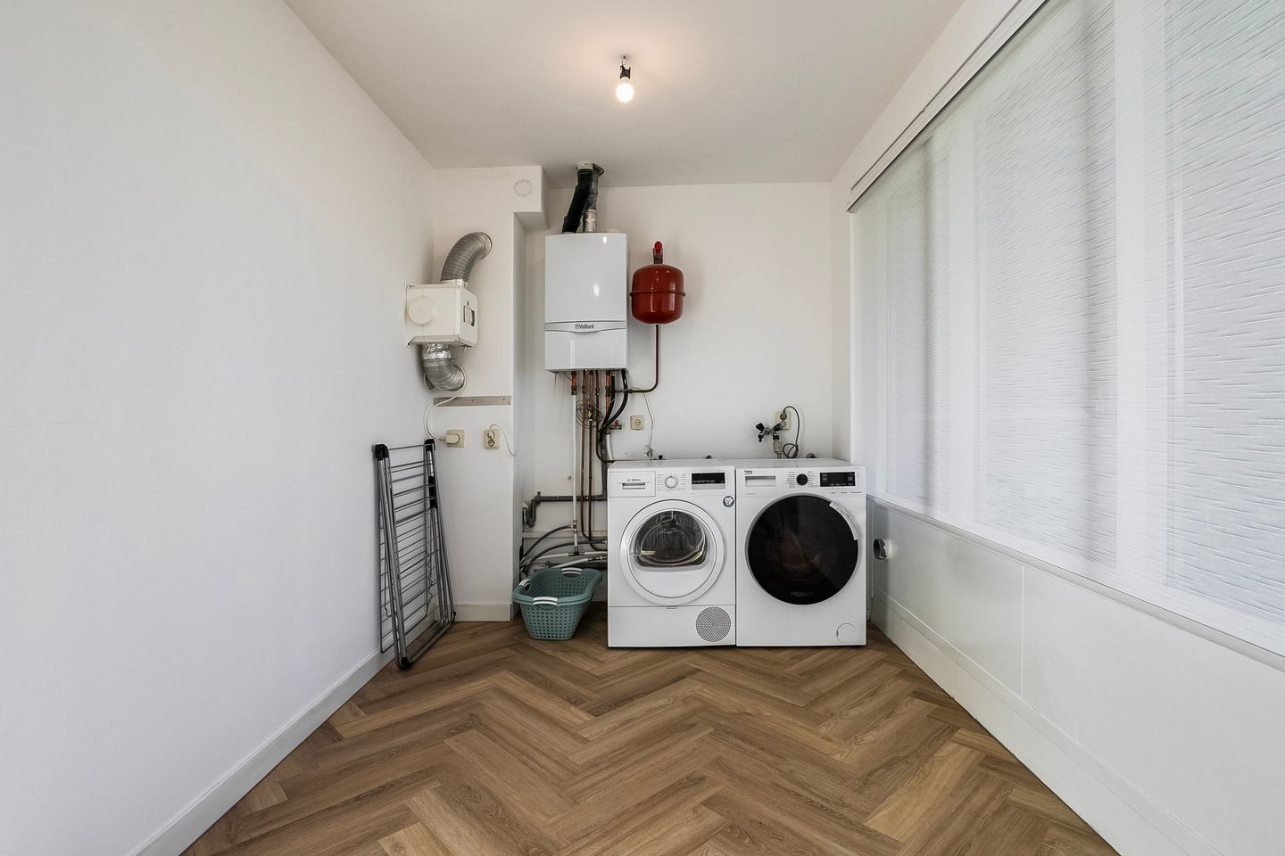 Foto 19 van Van Oosterzeestraat 27