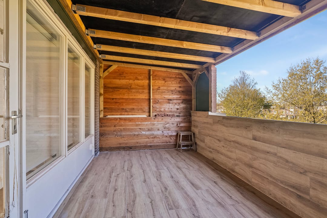 Foto 23 van Van Oosterzeestraat 27