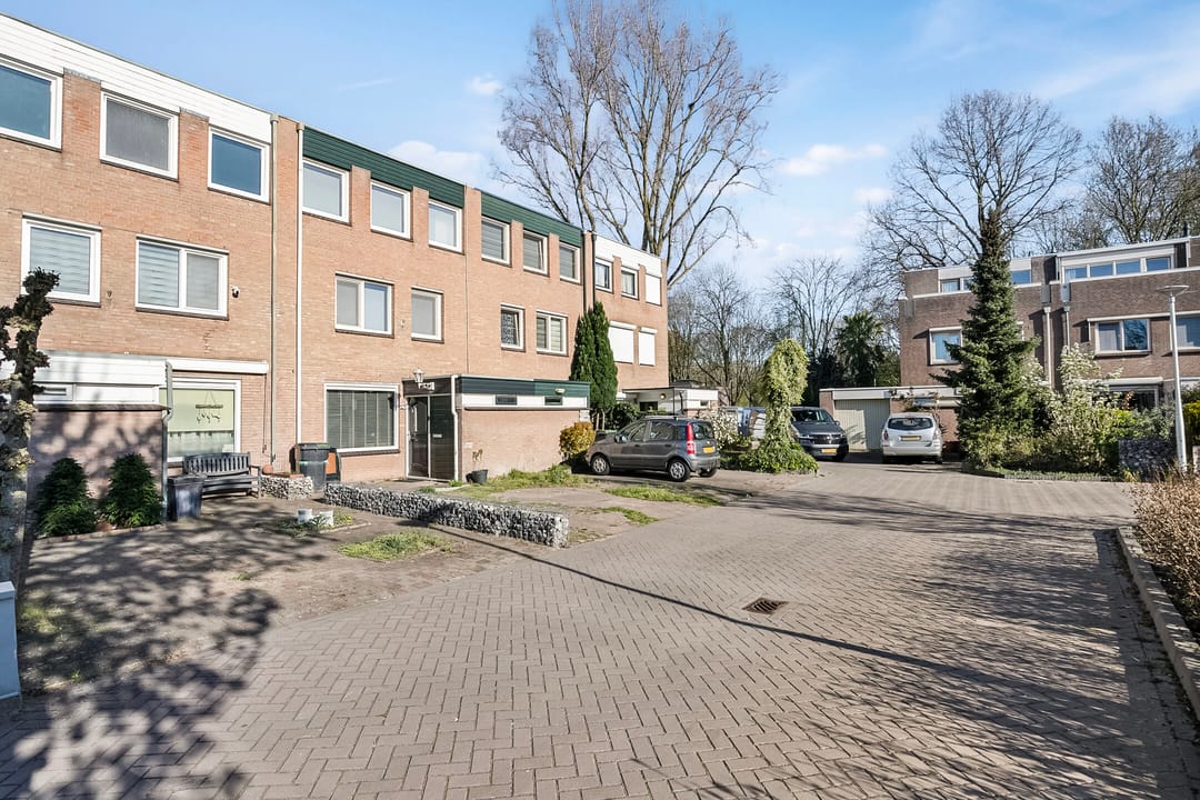 Foto 32 van Van Oosterzeestraat 27