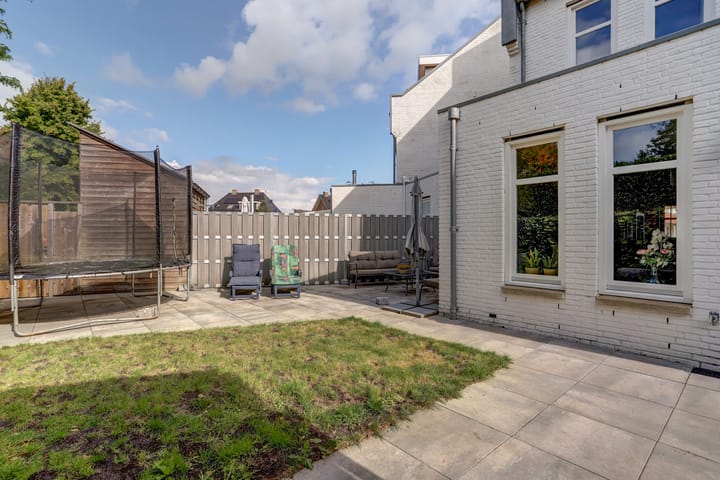 Foto 3 van Voorhof 20