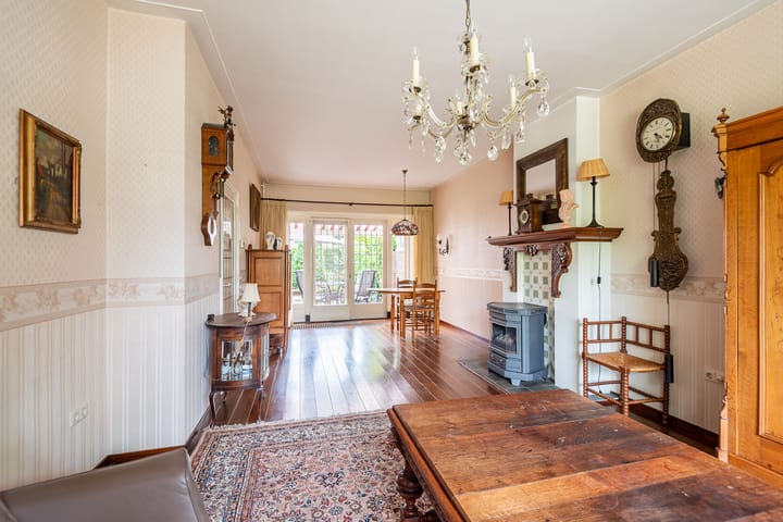 Foto 10 van Deken Nijkampstraat 20